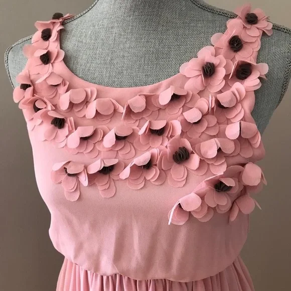 Pink Dress - Picture 5 of 9